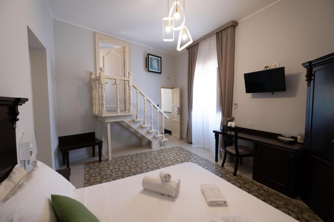 Hotel Borgo Di Ciaula 4*